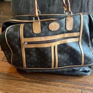 Louis Vuitton roller bag